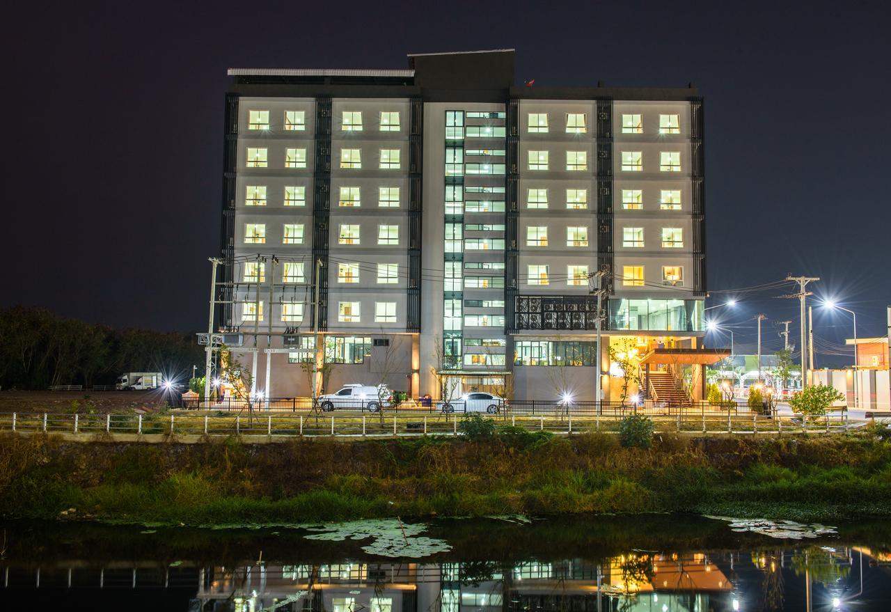 Devloft Hotel Korat Nakhonratchasima Exteriér fotografie